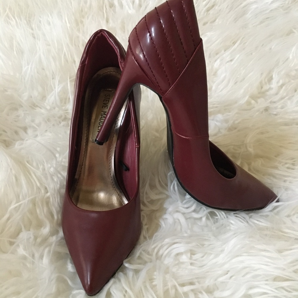 Steve Madden pumps